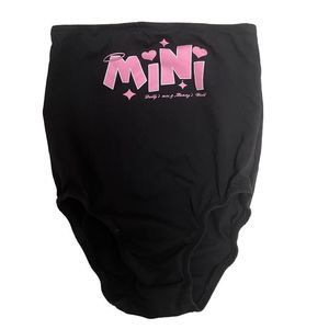 Toddler girl’s “mini” top